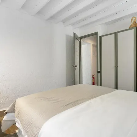 2 Bedroom