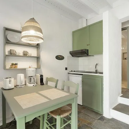 2 Bedroom